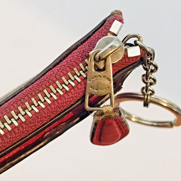 Coach Mini Skinny ID Case in Signature Brown Canvas & Cherry Leather F16107 Keys - Picture 12 of 12